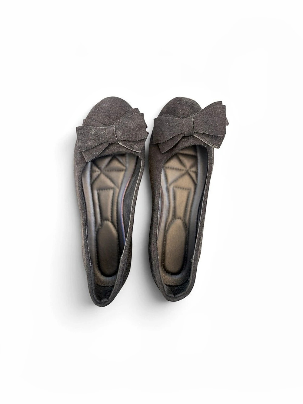 Bow Flats in Black
